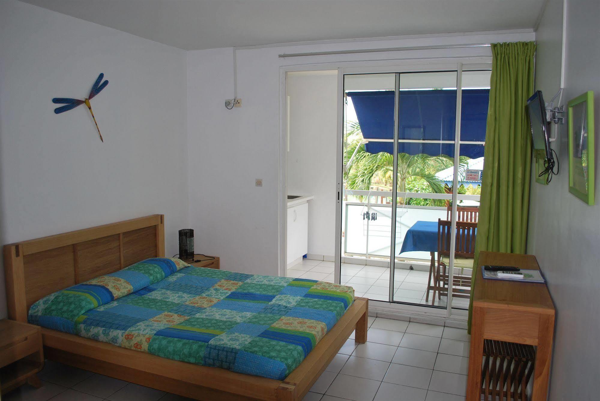 Les Creolines Aparthotel Sainte-Luce Exterior photo